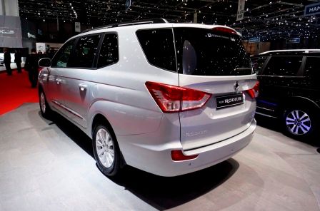 Korando Turismo 3